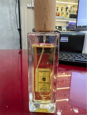 perfume Plum Japonais EDP Tom Ford